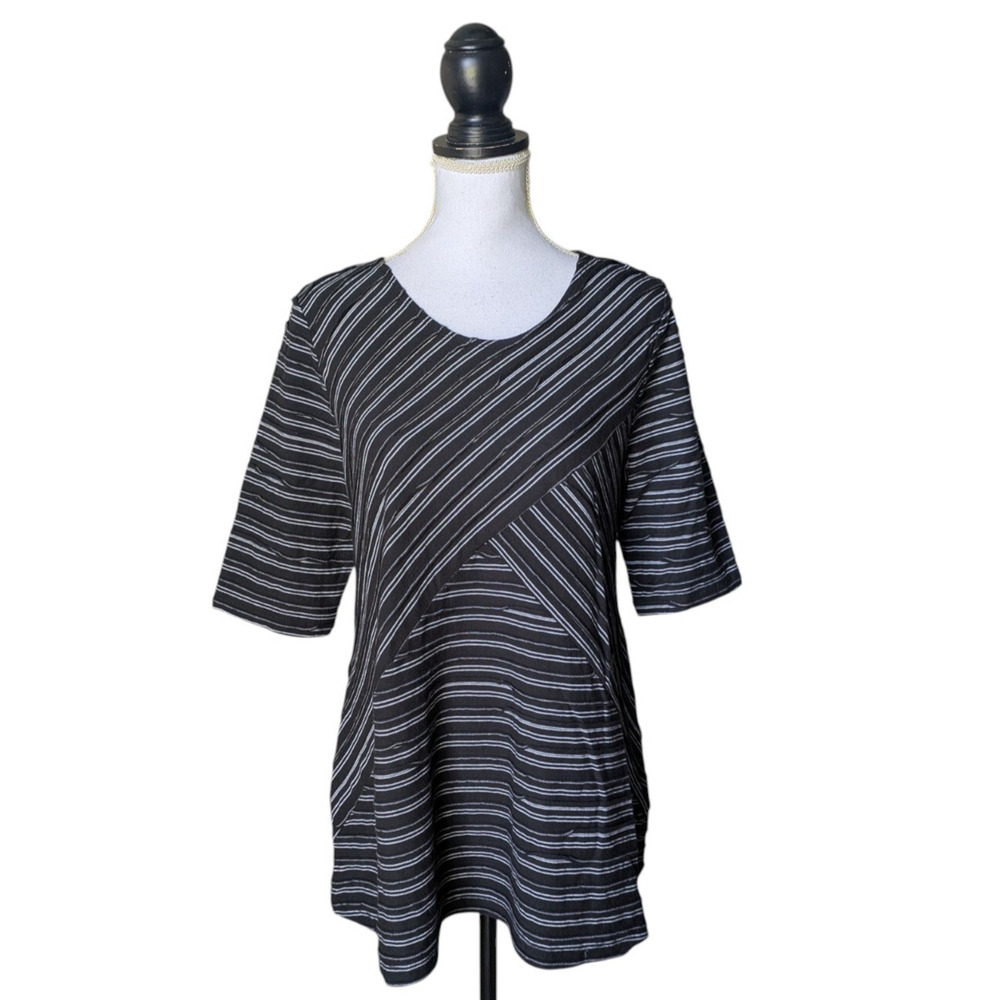 Habitat Clothes to Live Black Striped Textured Cotton T Shirt Top Size Small